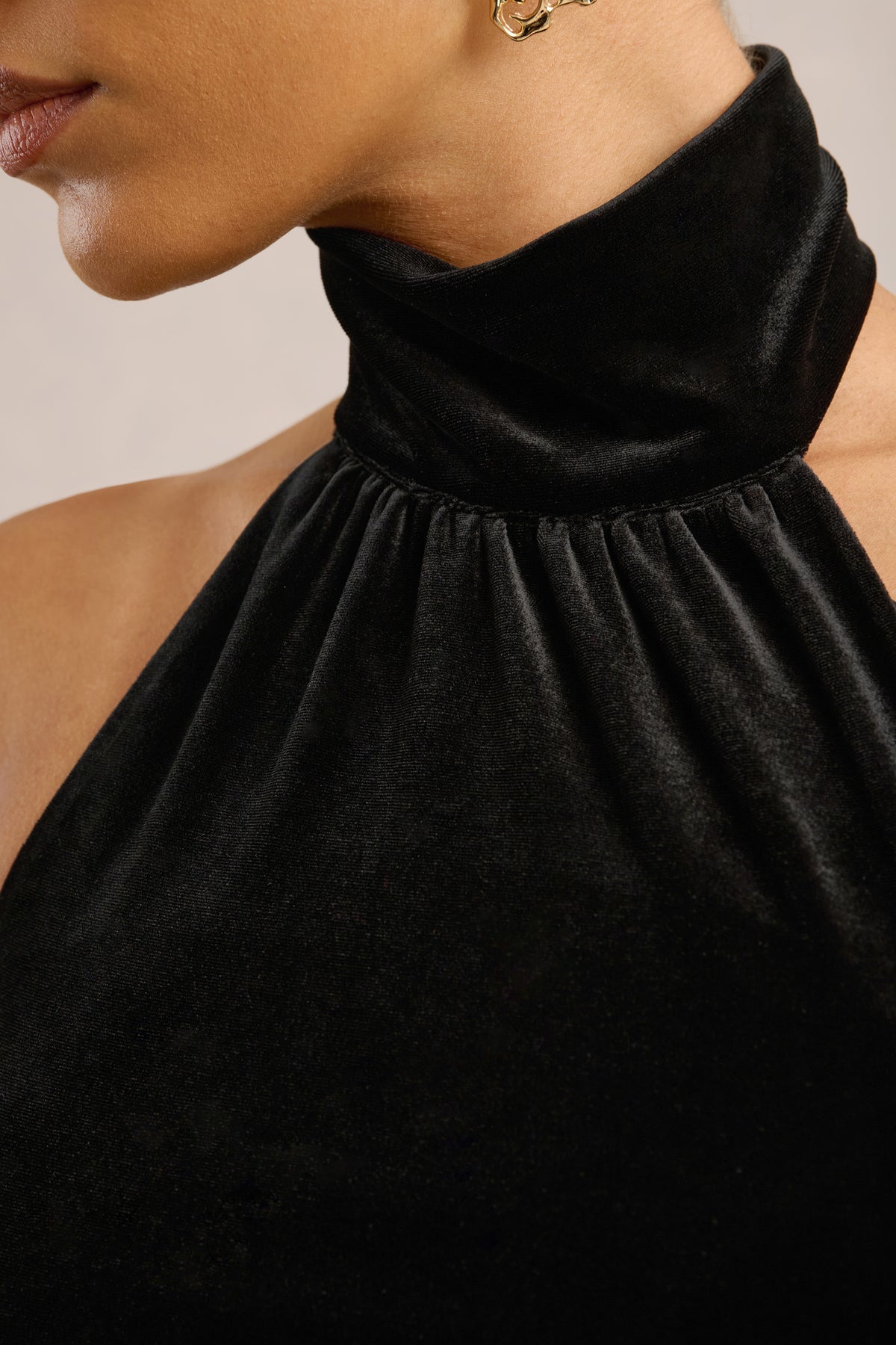 ECM_HR_CL138894001 - Vesna | Black Velvet High Neck Maxi Dress5.jpg
