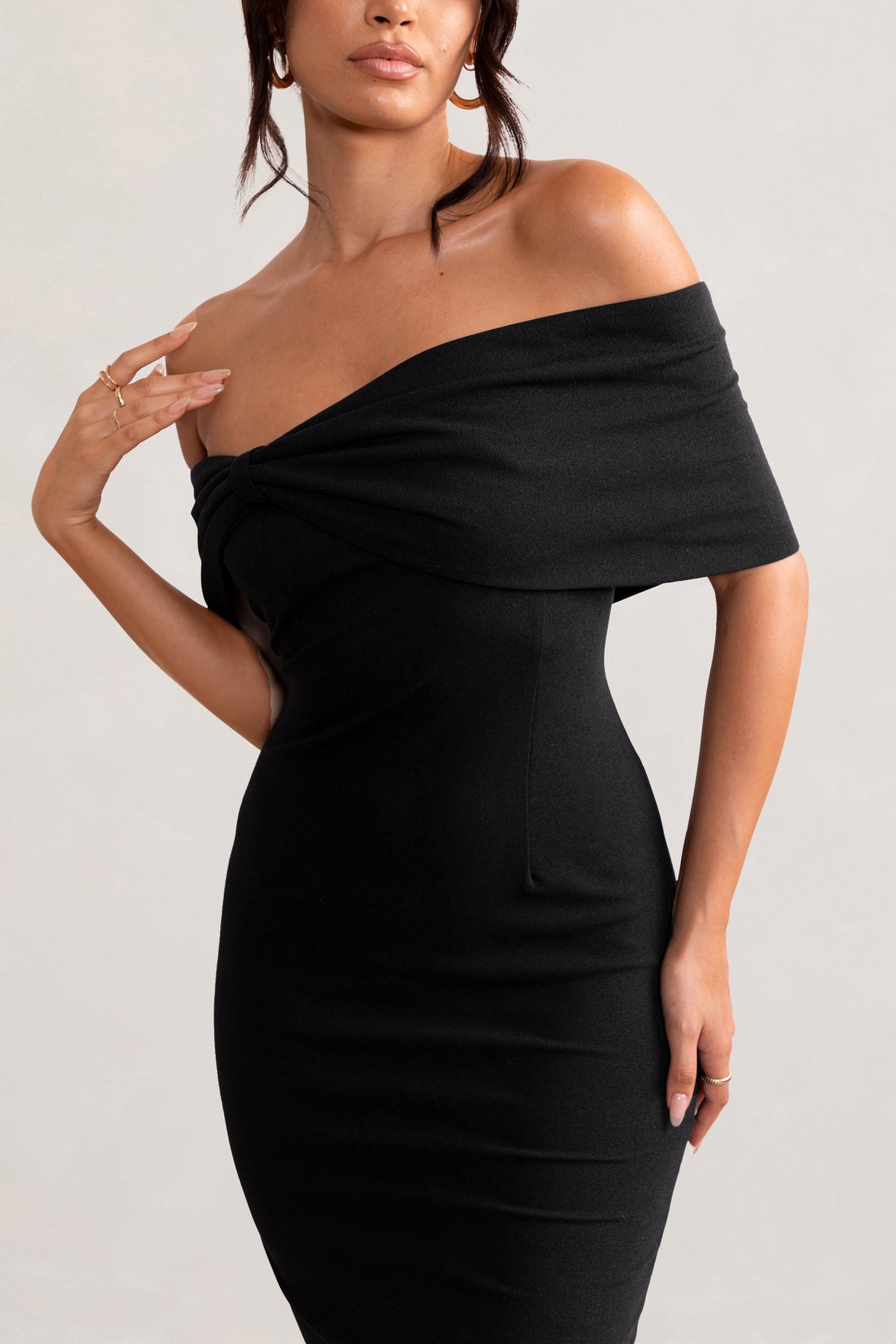 Estie Black Structured Statement Bardot Midi Dress – Club L London - IRE