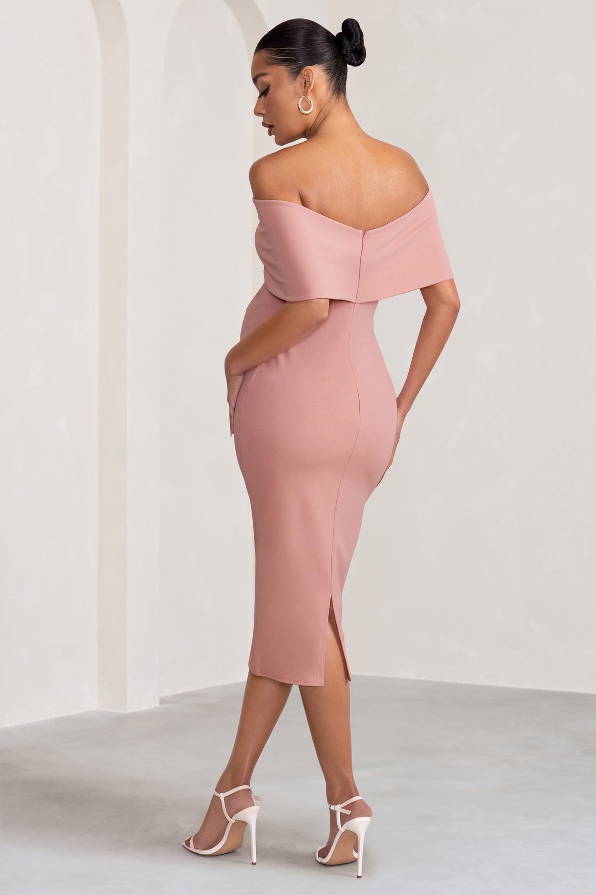 Alyssa Blush Bardot Bow Maternity Midi Dress with Ruching – Club L London -  UK