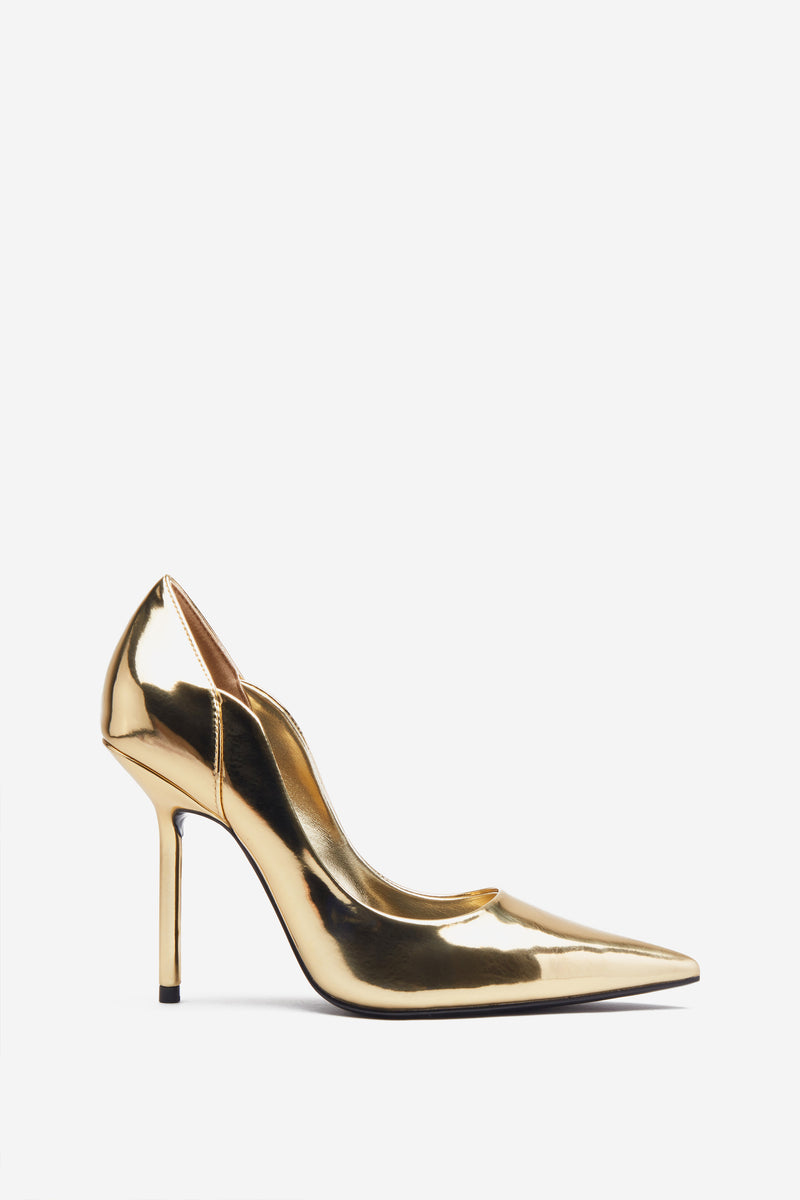 Blade Gold Metallic Court Heels With Scallop Edge – Club L London - UK