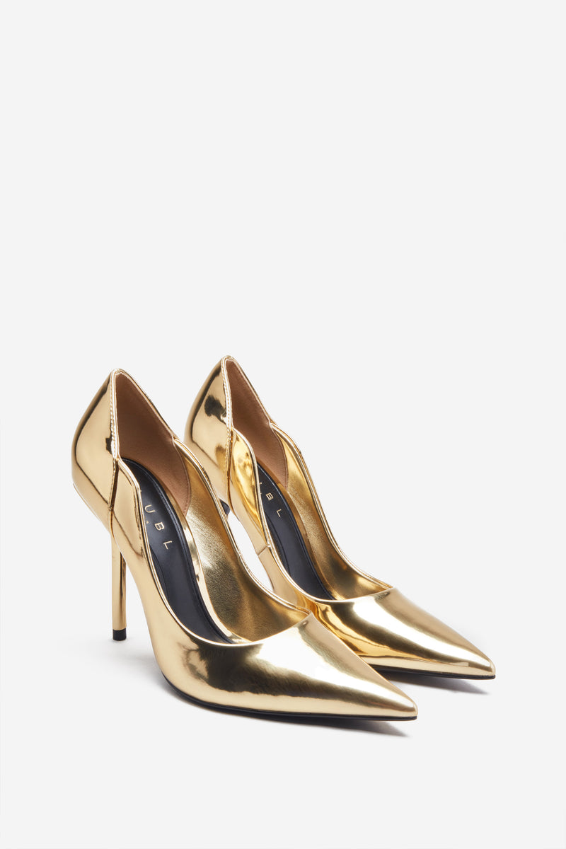 Blade Gold Metallic Court Heels With Scallop Edge – Club L London - UK