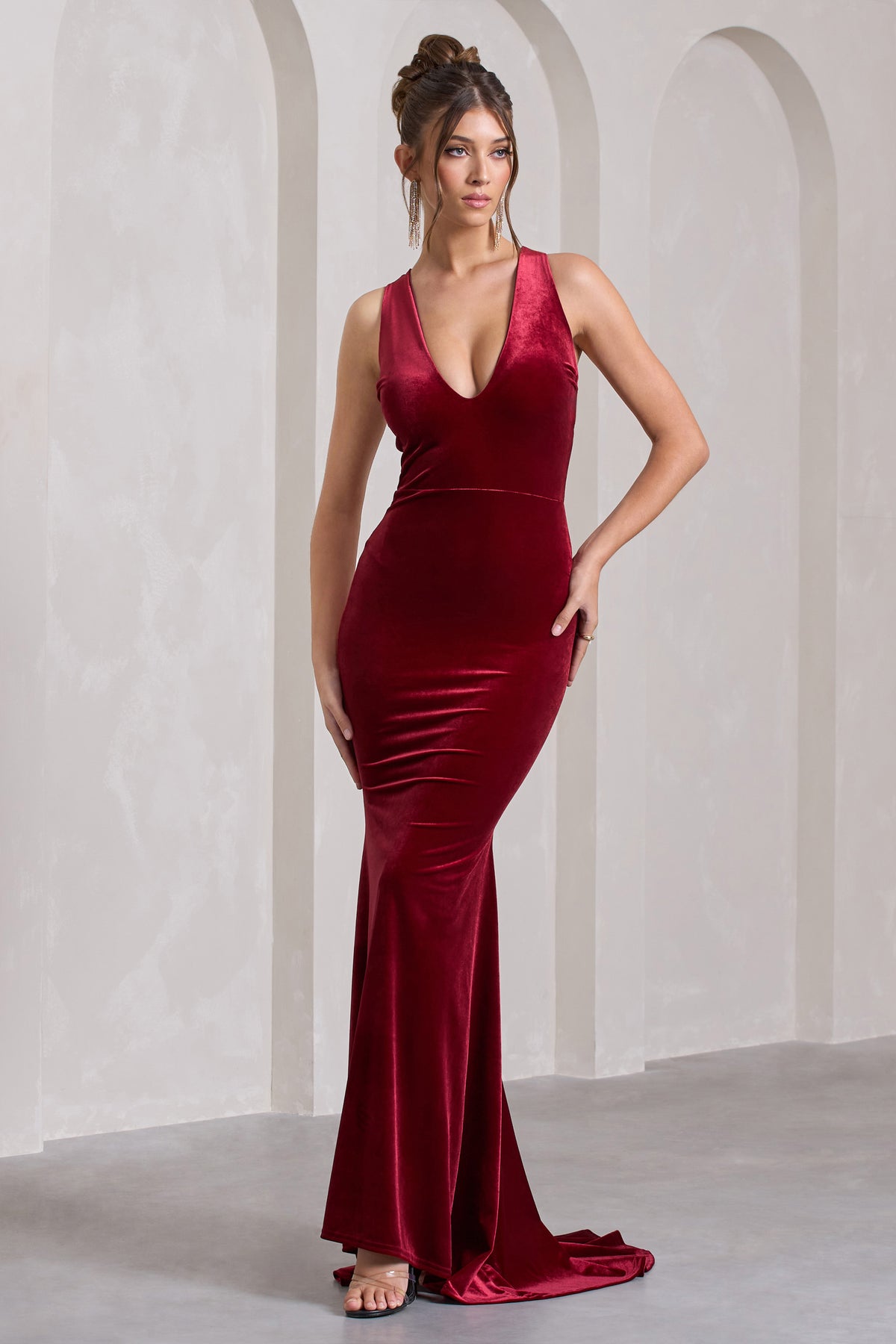 Red velvet hot sale plunge dress