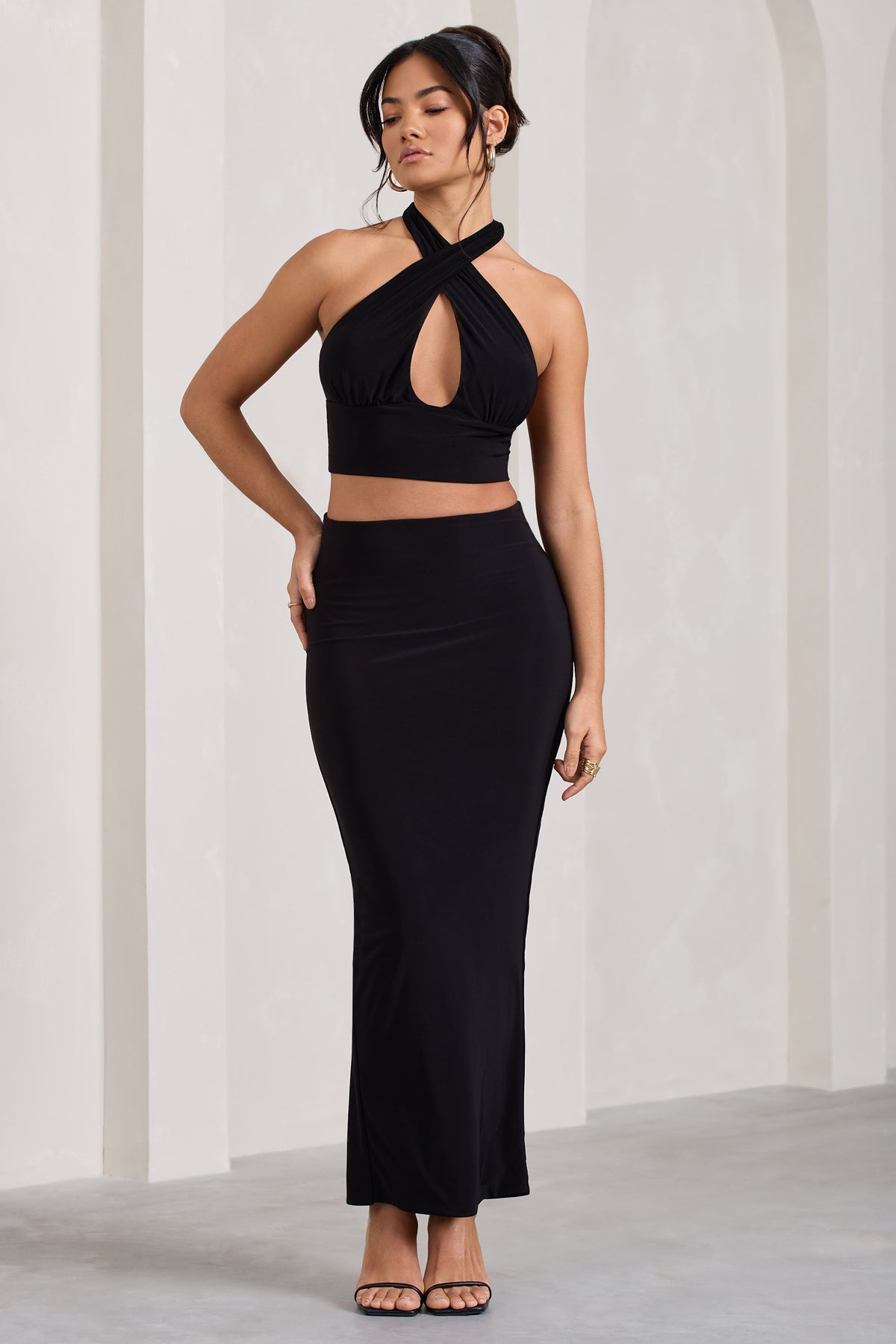 Onna Black Bodycon Pencil Maxi Skirt – Club L London - UK