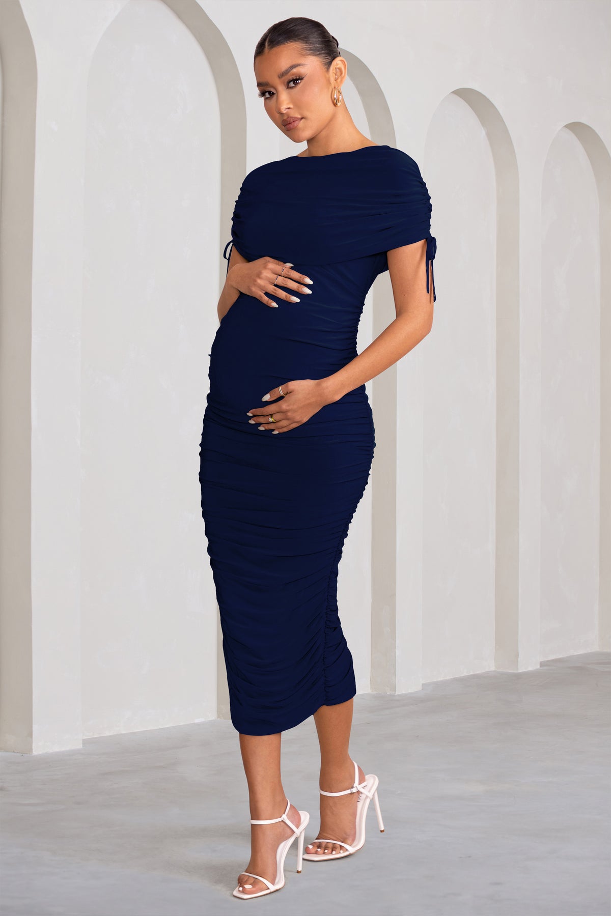 Roxanne Navy Ruched Bardot Maternity Midi Dress – Club L London - UK