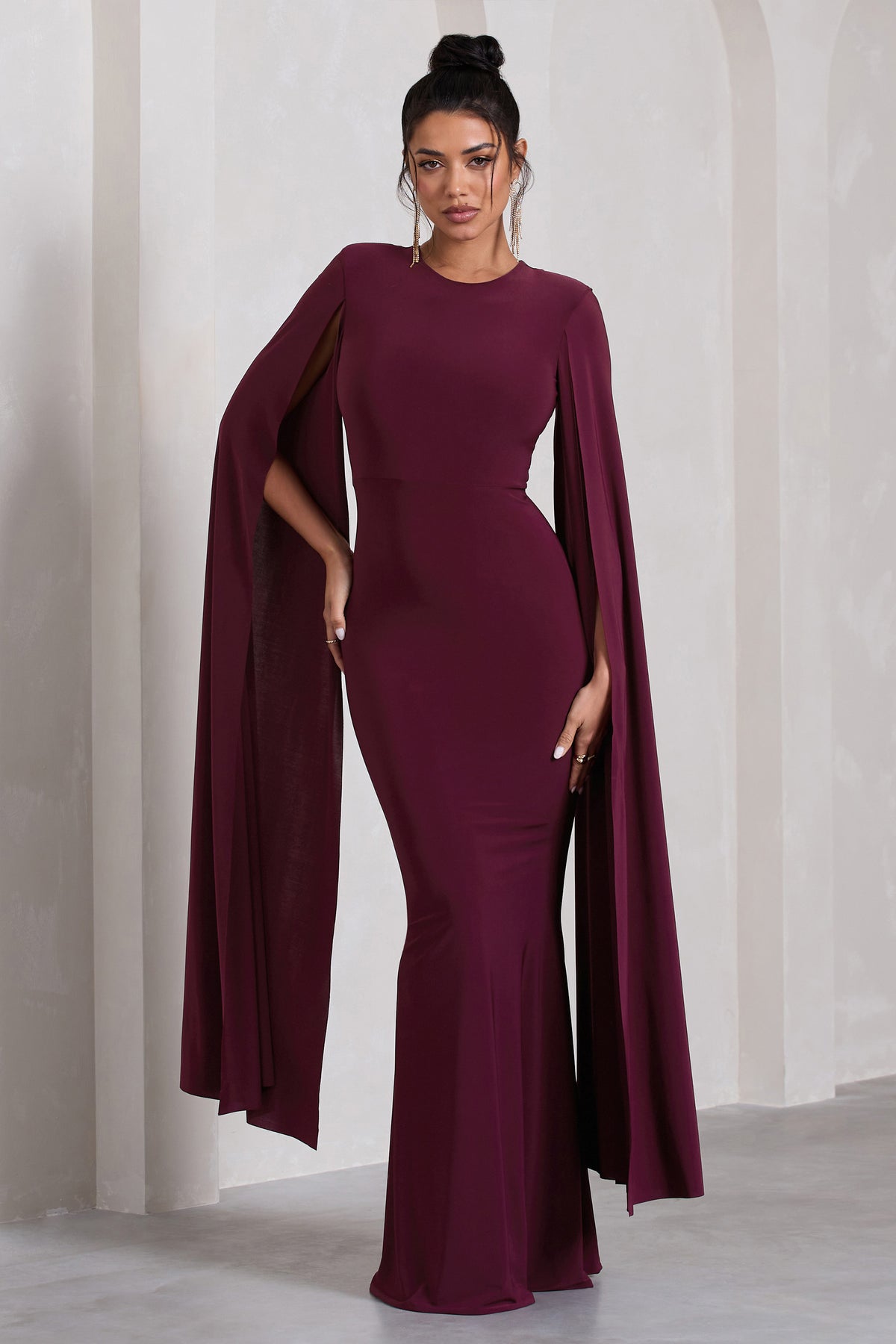 Kimmy Burgundy High Neck Maxi Dress With Cape Sleeves – Club L London - UK