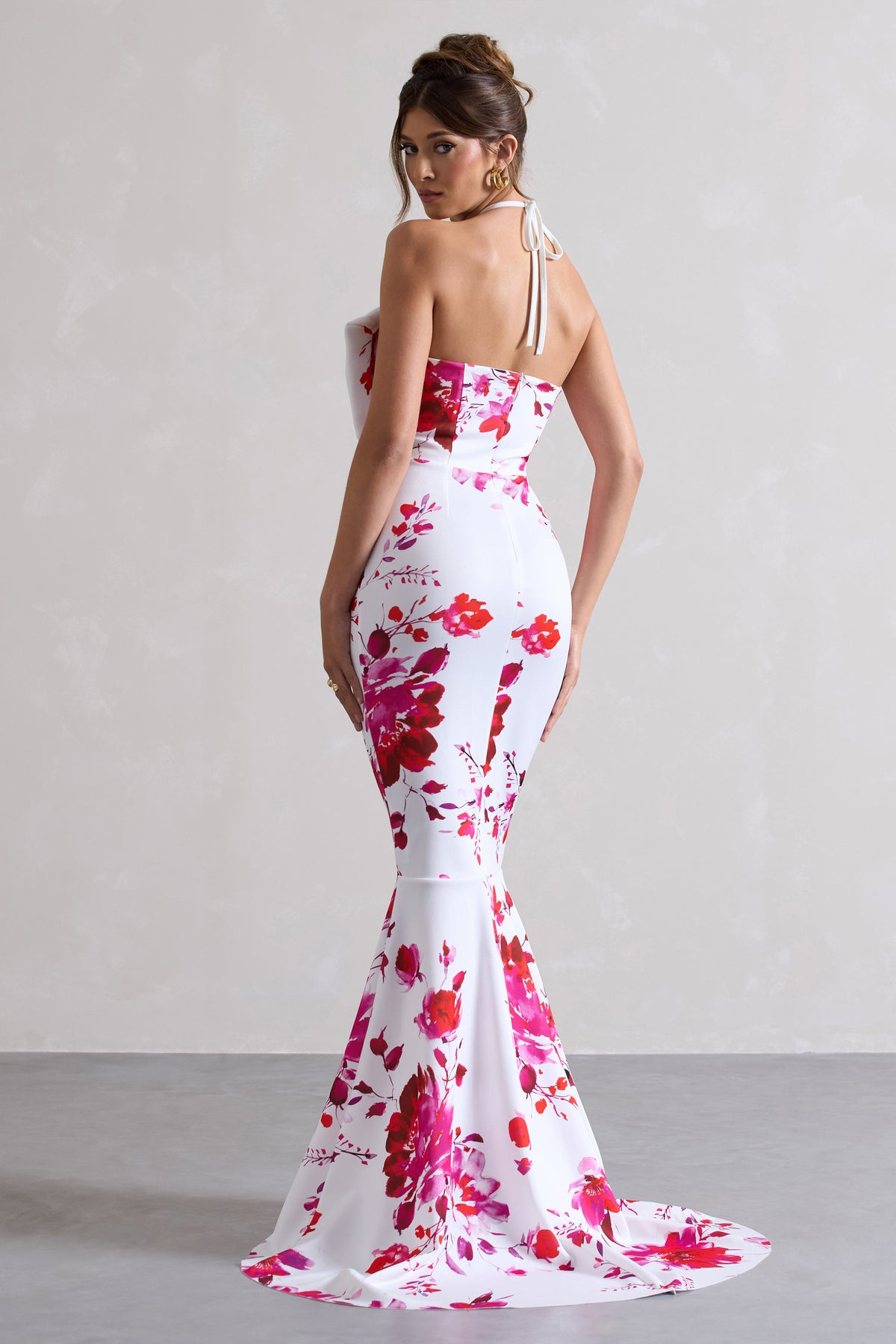Sakura | Pink Floral Print Halter-Neck Fishtail Maxi Dress With Bow - Club L 