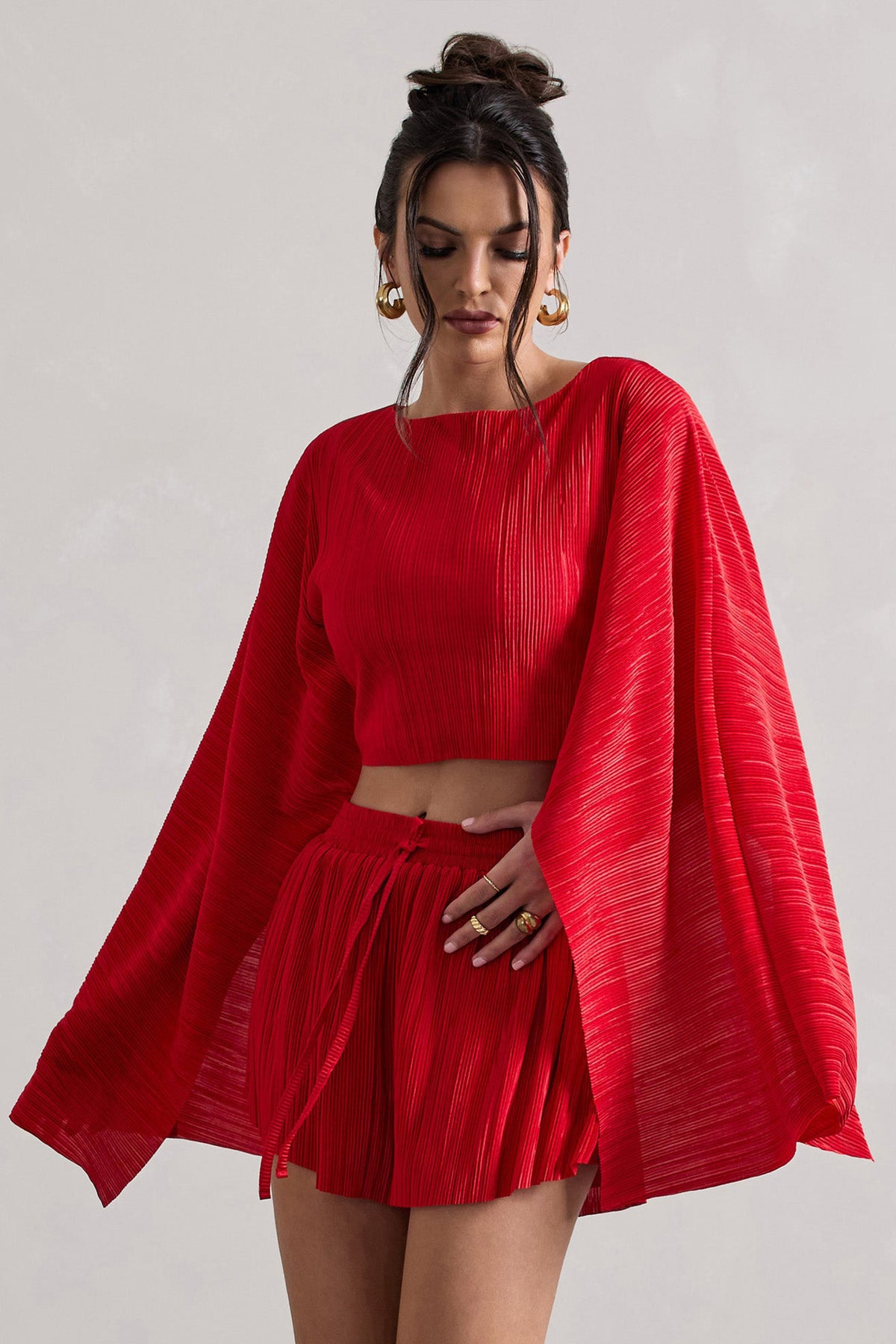 Flare Plisse Cape Sleeve Crop Top