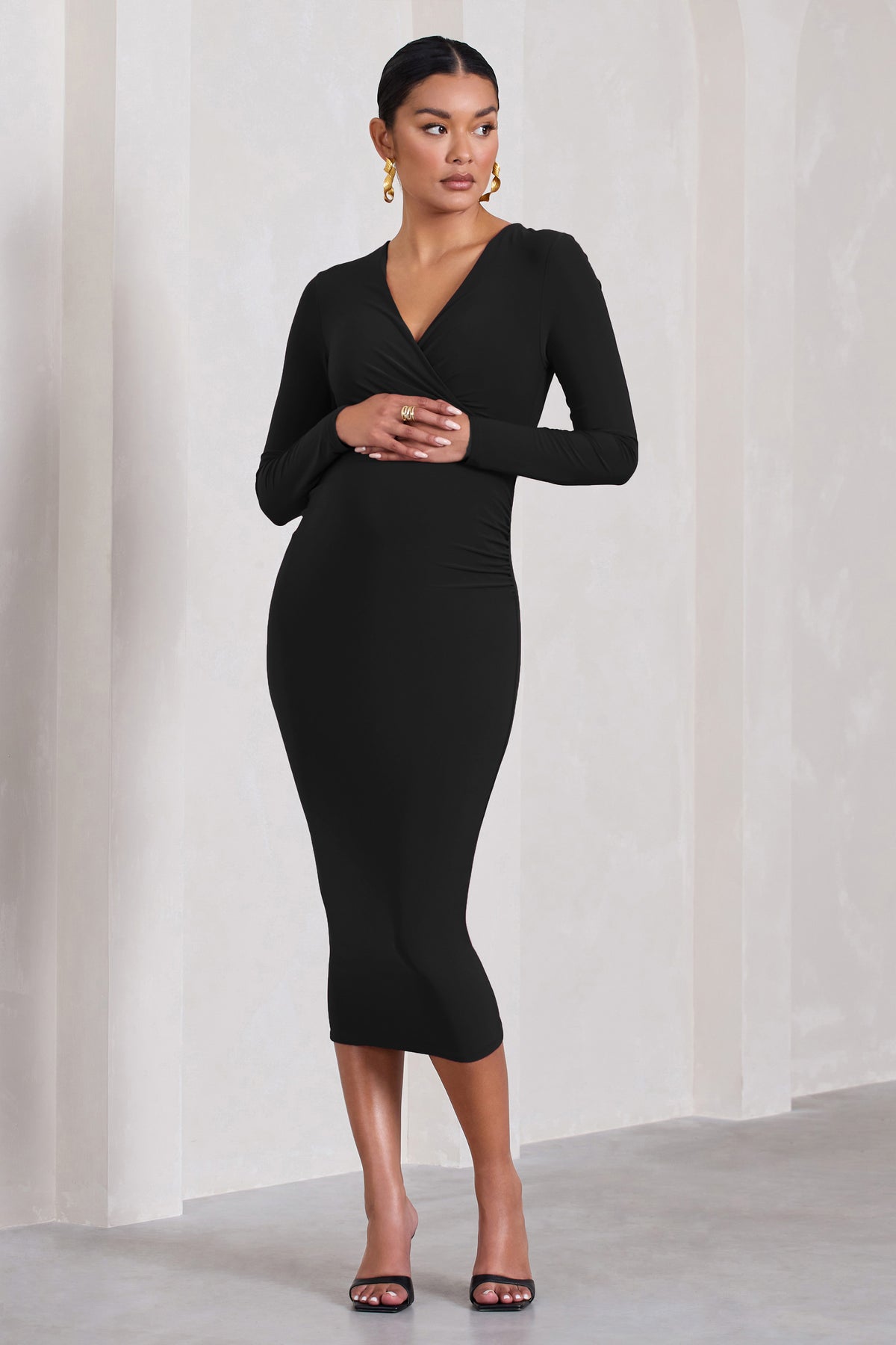 Marcia Black Bodycon Plunge-Neck Maternity Midi Dress – Club L London - UK