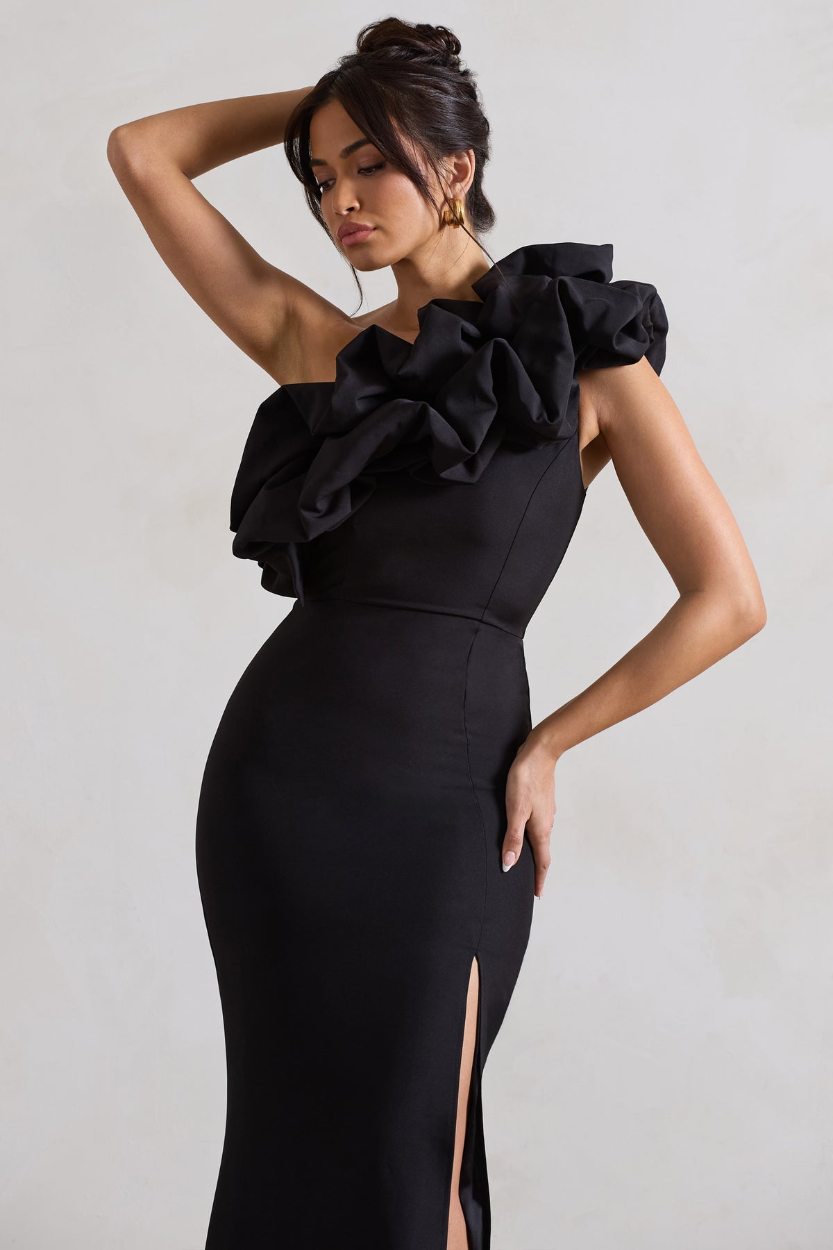 Vienne Black One Shoulder Ruffle Split Maxi Dress – Club L London - UK