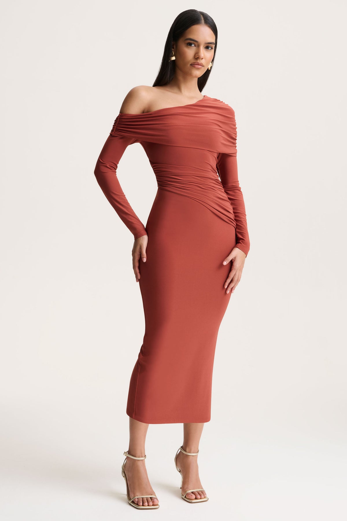 uploaded_image_1_c4hm6_5b2a5146-dfcb-485f-a0c9-1e4b58f4abfe