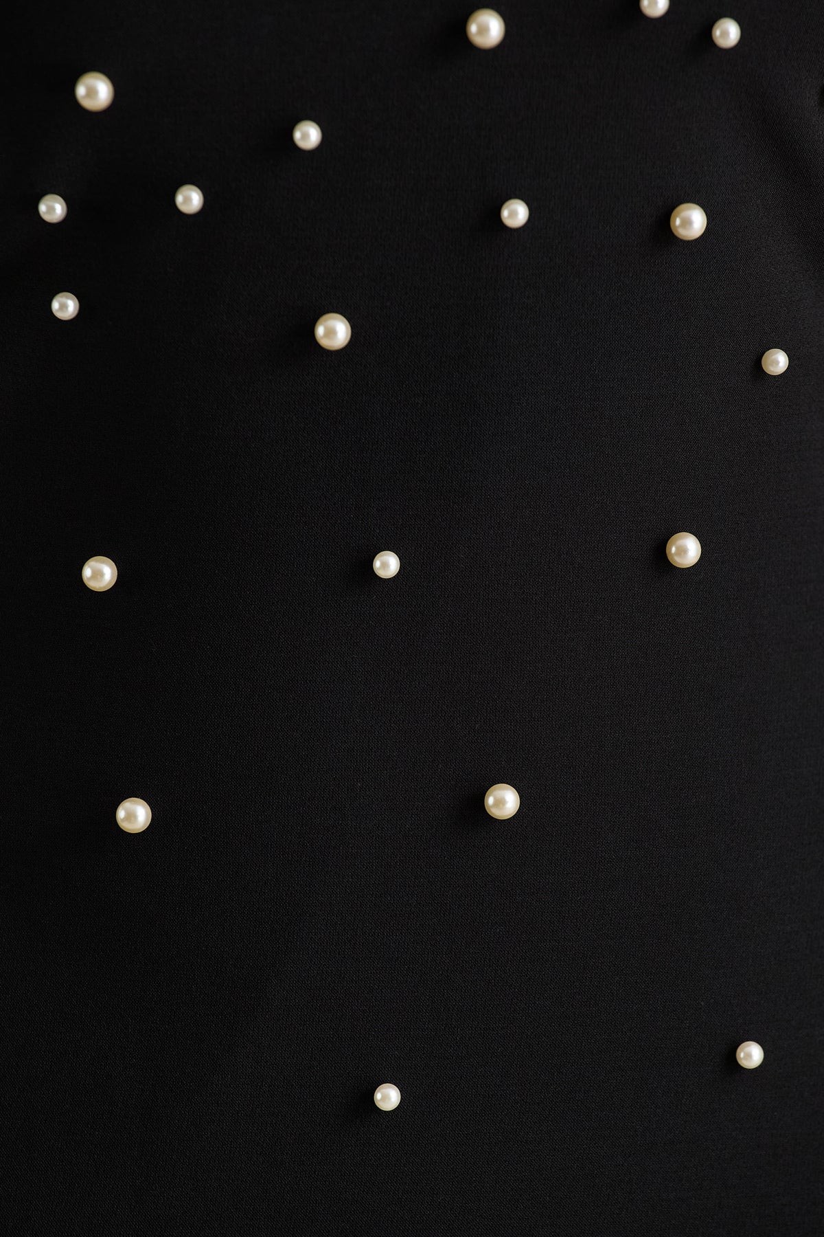 uploaded_image_4_165nm