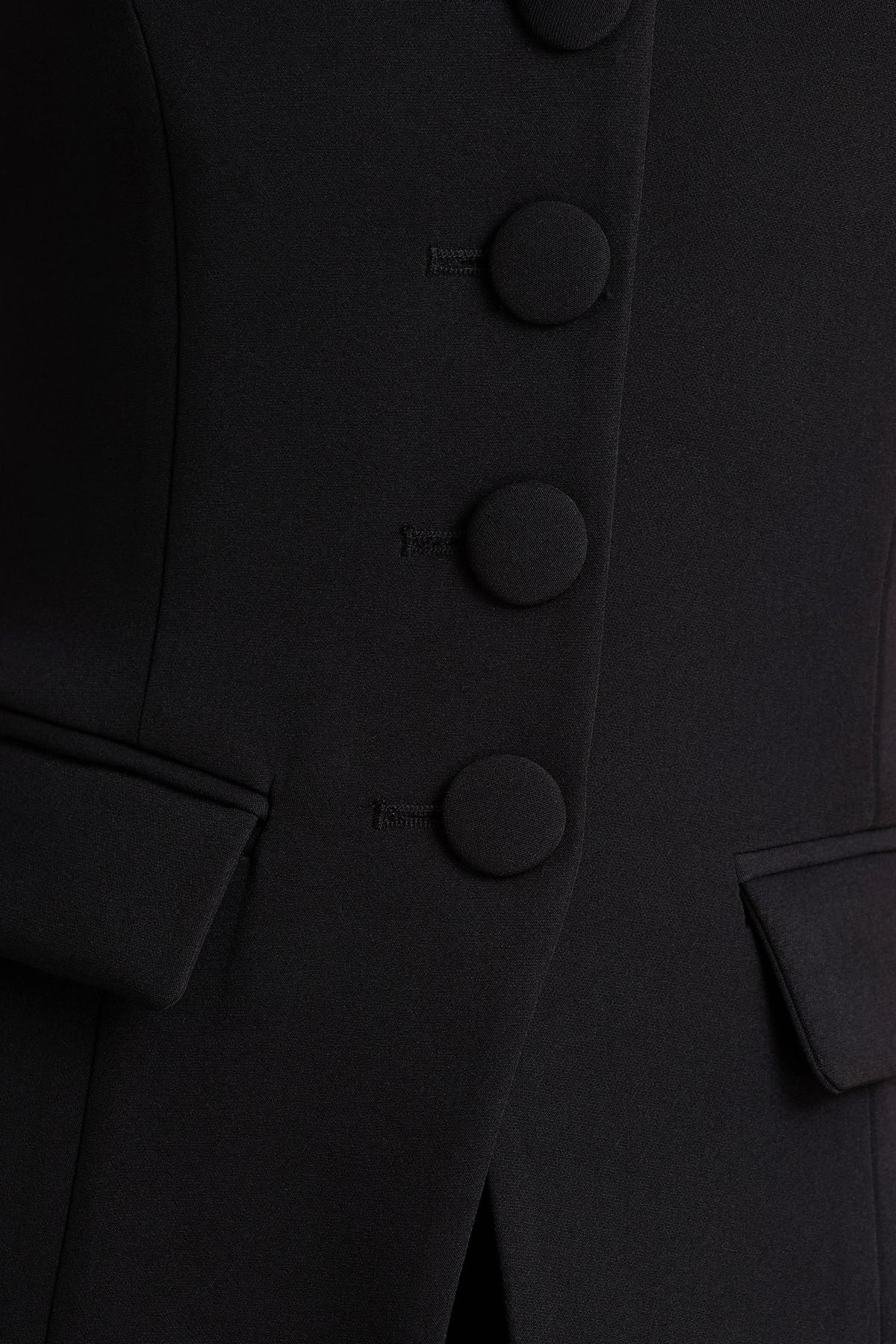 uploaded_image_4_kwzfm