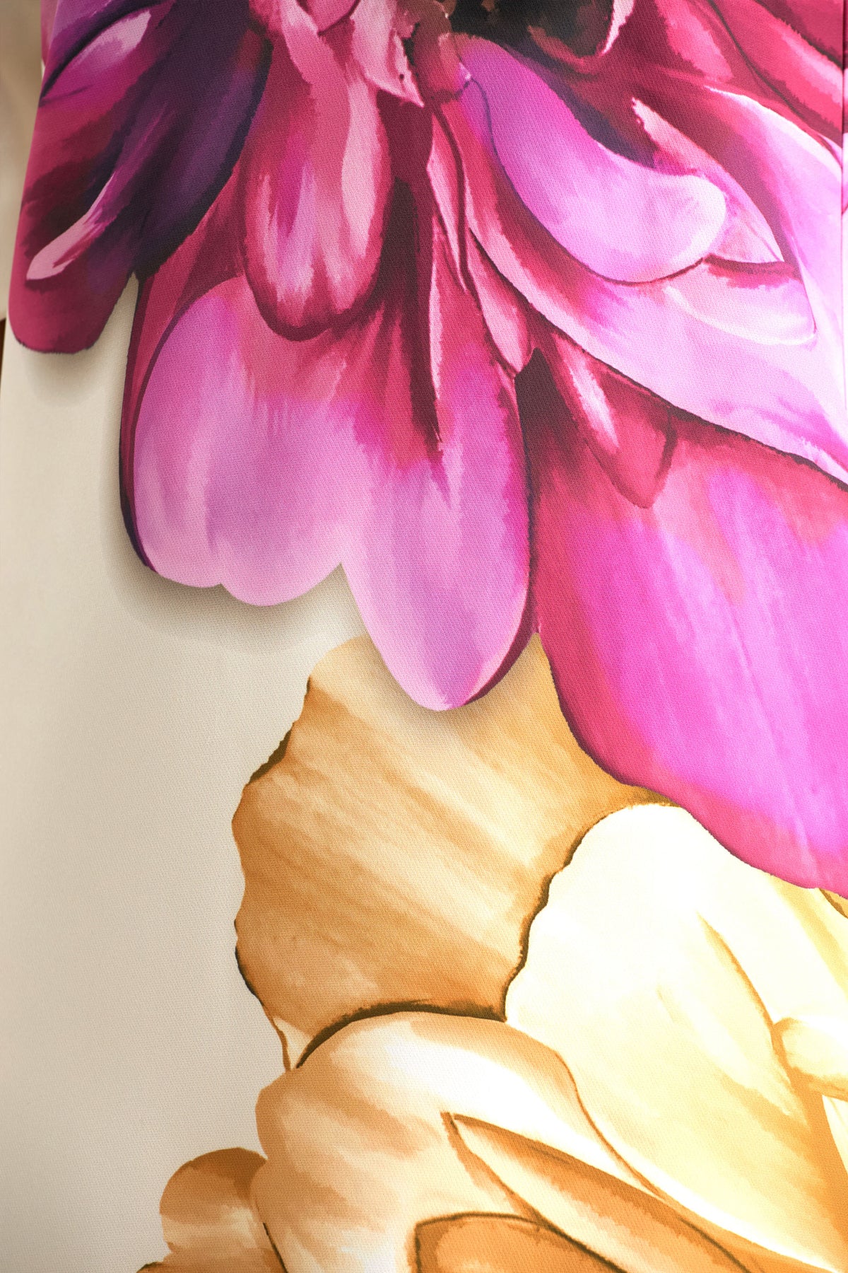 uploaded_image_4_qn8eu