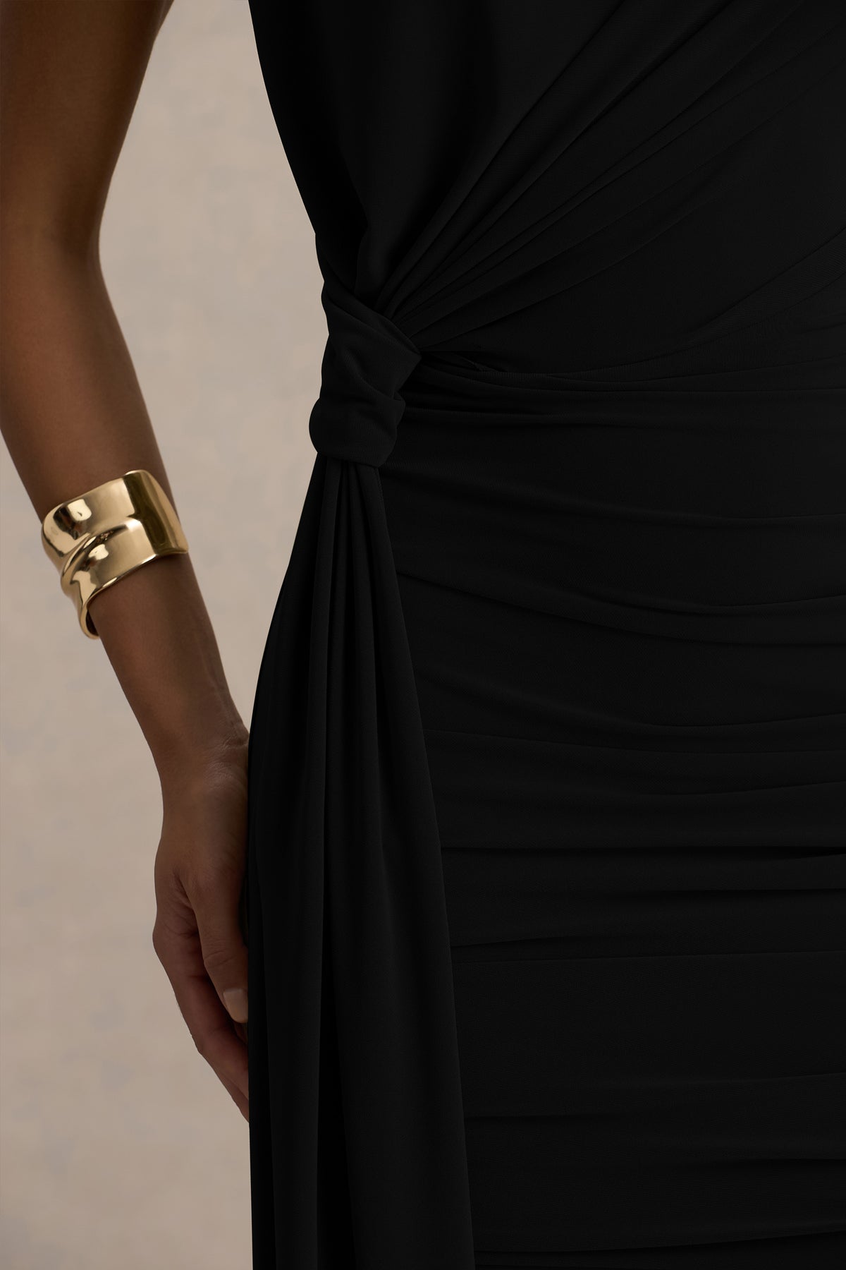 uploaded_image_4_rzdlo