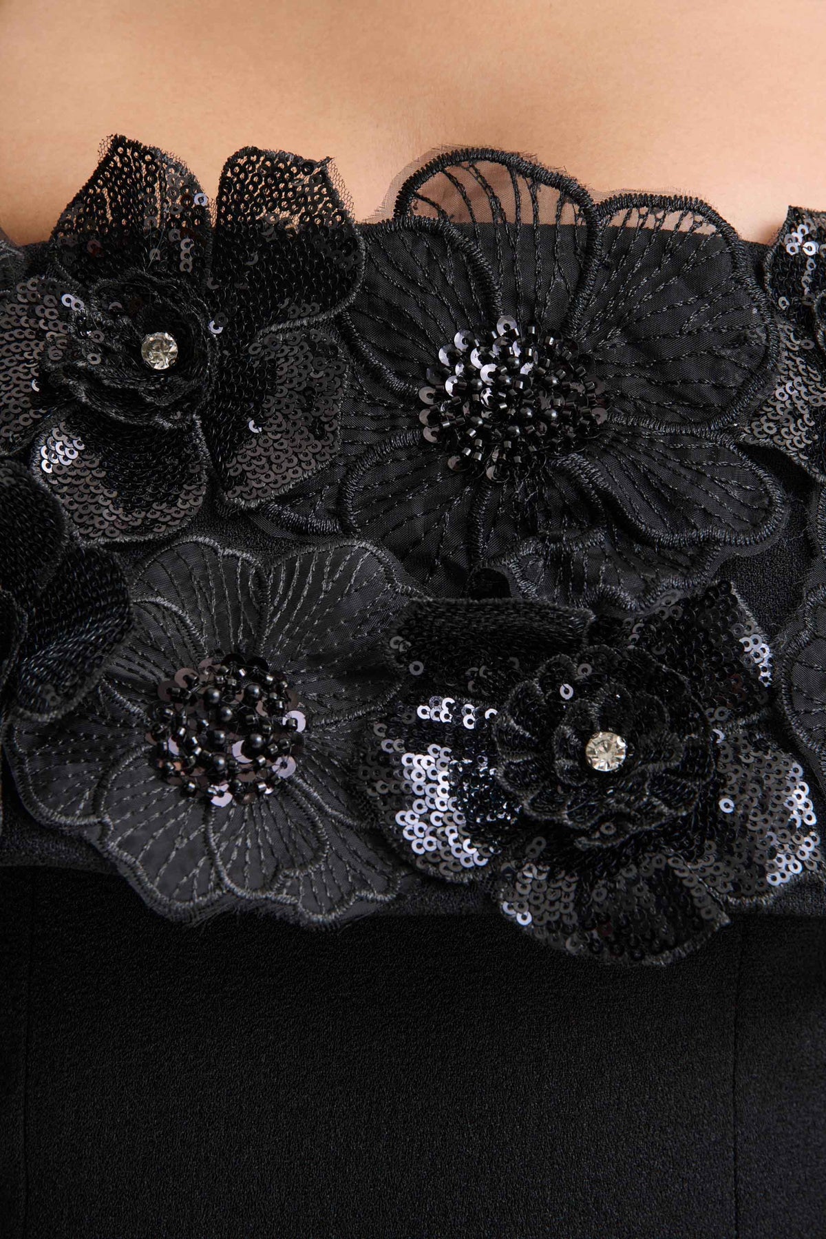 uploaded_image_4_xm4kq