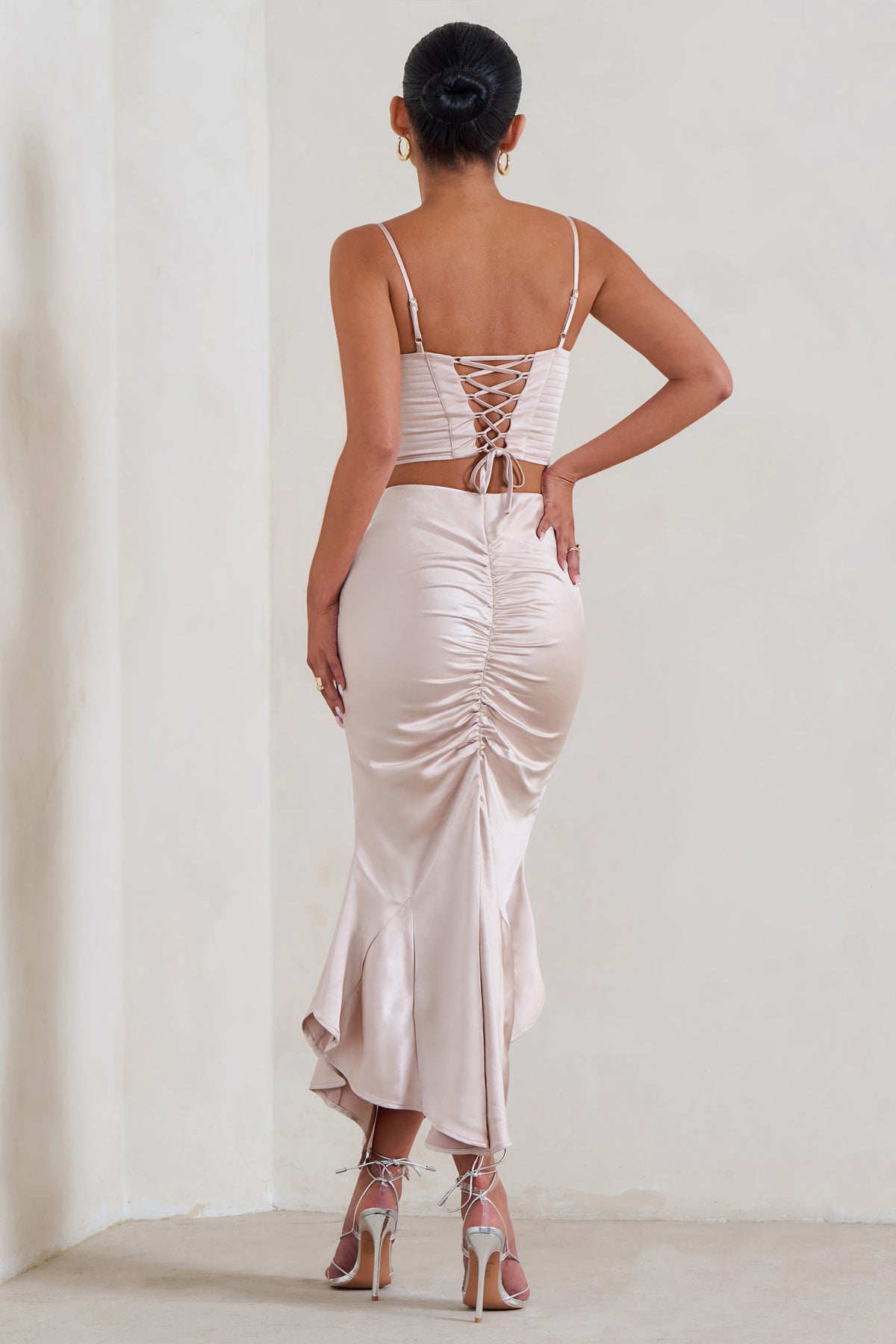 Per Favore | Champagne Satin Ruched Split Maxi Skirt - Club L 