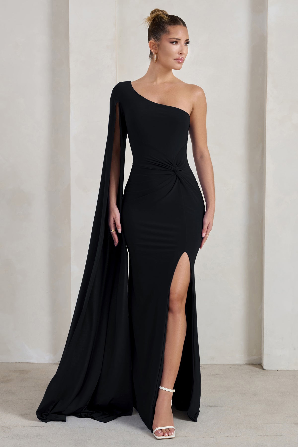 Romi Black One Shoulder Twist Design Maxi Dress – Club L London - UK